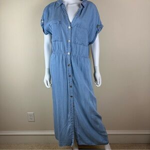 Chambray Button-Front Maxi Dress in Light Blue